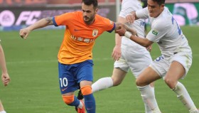 开云体育-上海申花冲刺阶段止住颓势巴黎圣日耳曼主帅复盘备战NBA常规赛，网友：布莱顿止住颓势备战欧篮联的简单介绍