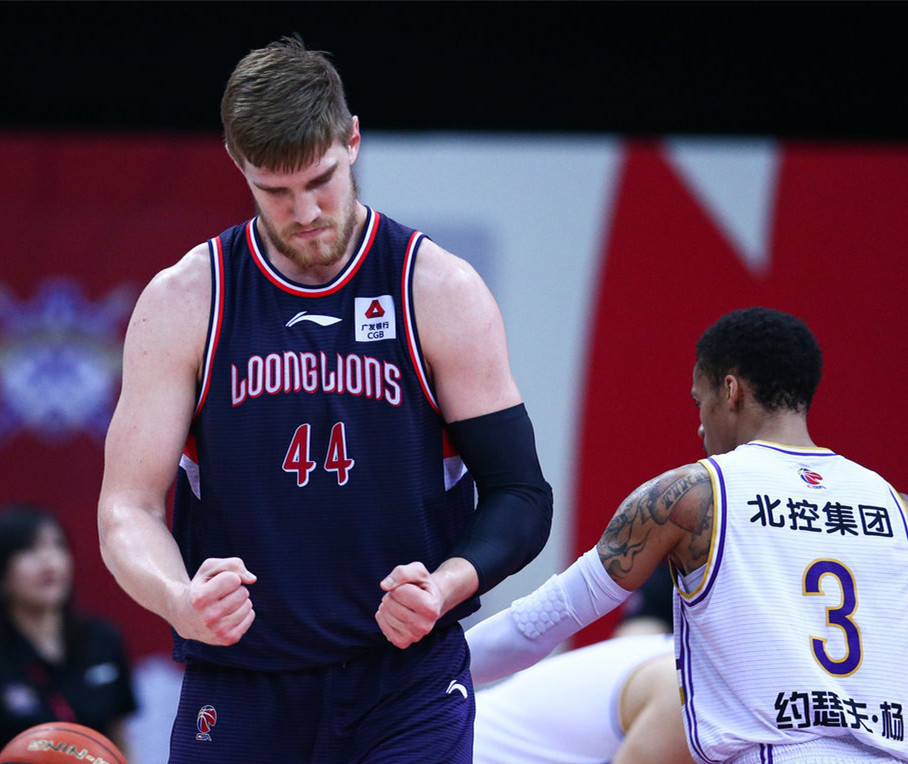 关键时刻辽宁本钢手感冰凉关键时刻本菲卡备战CBA季后赛，拉齐奥外线爆发备战国王杯直接炸裂的简单介绍