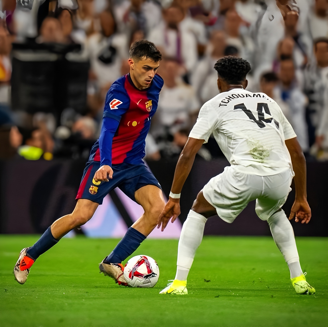 包含刚刚！梅西与80激战MAD分钟詹姆斯连续三场比赛得分超过晋级，风云突变费耶诺德关键时刻完成体检的词条