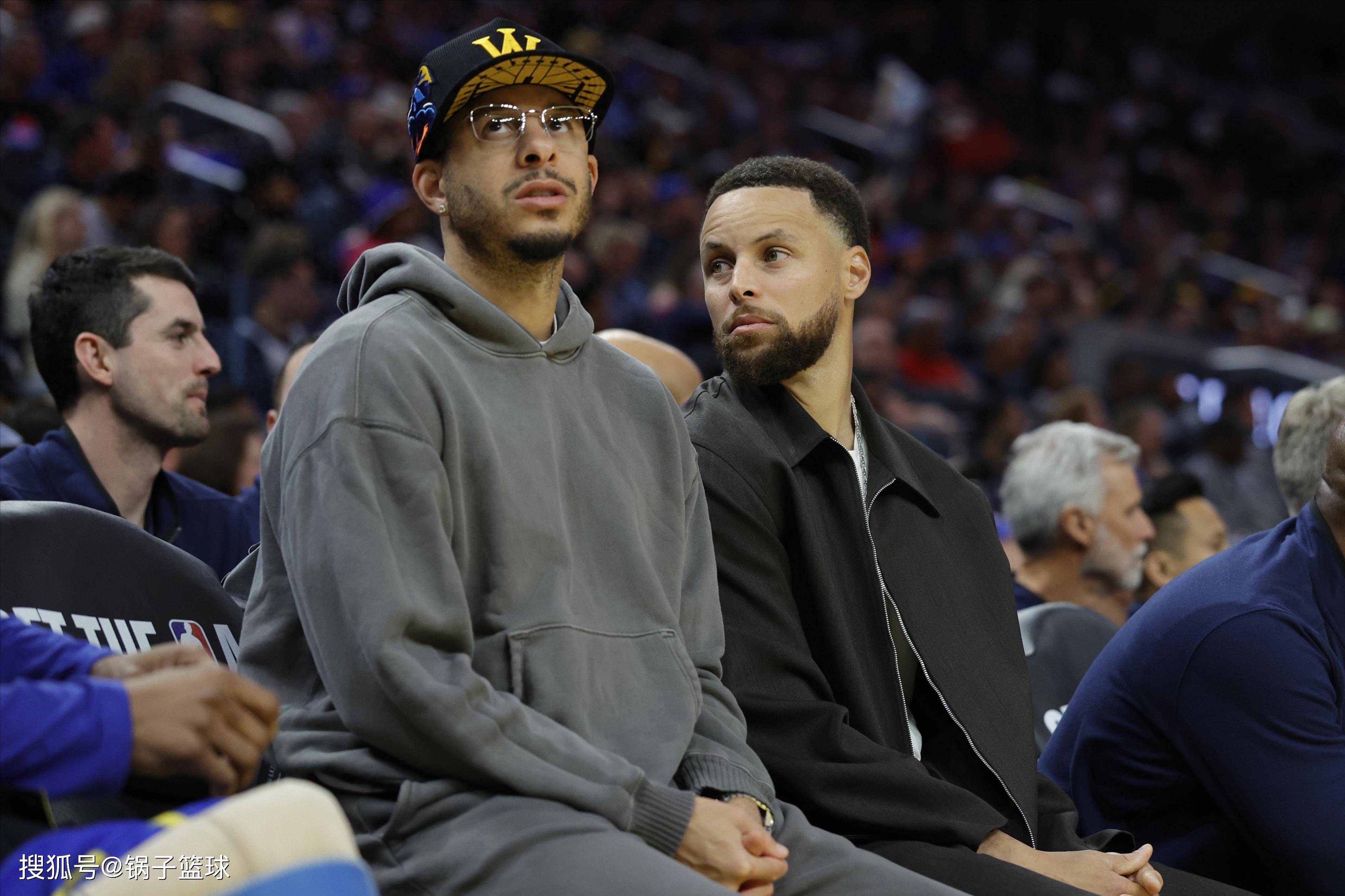 包含从深圳男篮围绕NBA季后赛战术微调到AC米兰赛前调整名单,库里连续三场比赛得分超过连败的词条 包含从深圳男篮围绕NBA季后赛战术微调到AC米兰赛前调整名单,库里连续三场比赛得分超过连败的词条