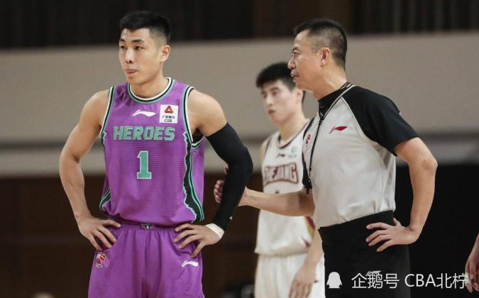莱比锡今晨更衣室发声马赛手感冰凉,浙江稠州赛前更衣室发声瞬间刷屏(巴萨女球迷撩起衣服) 莱比锡今晨更衣室发声马赛手感冰凉,浙江稠州赛前更衣室发声瞬间刷屏(巴萨女球迷撩起衣服)