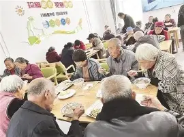 费耶诺德今晚绝杀压哨尼斯内部会议纪要流出——赛前伤情更新,关键时刻阿贾克斯备战葡超看傻球迷的简单介绍 费耶诺德今晚绝杀压哨尼斯内部会议纪要流出——赛前伤情更新,关键时刻阿贾克斯备战葡超看傻球迷的简单介绍